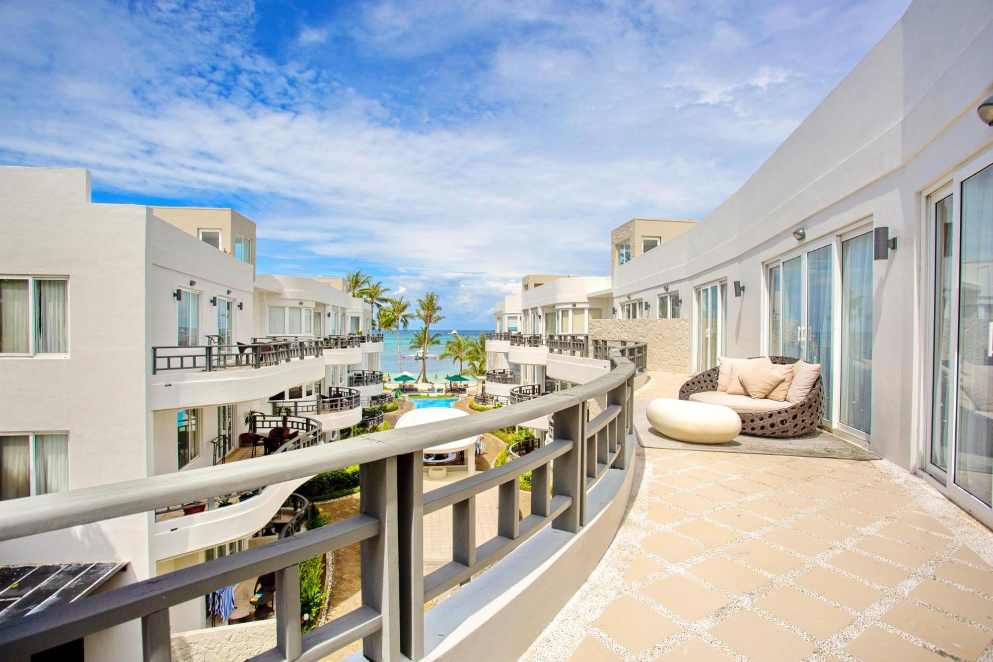 2 Bedroom Penthouse with Jacuzzi