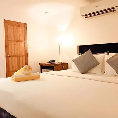 Zuzuni Boutique Hotel-2