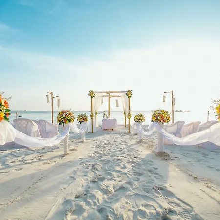 Fridays Boracay Beach Resort-2